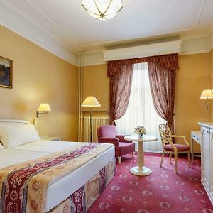 Classic King Room